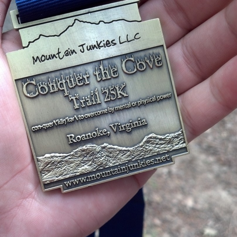 2014 Conquer the Cove 25K medal